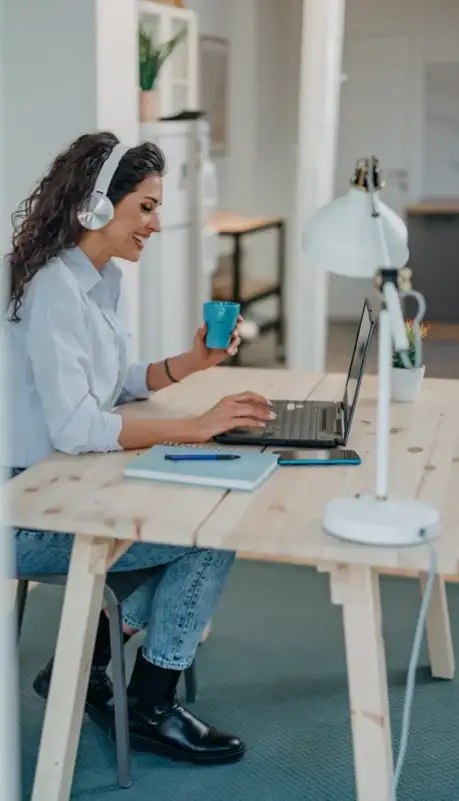 Xono contact page illustration